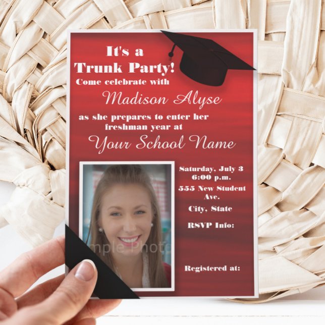 Red Black White College Trunk Party Dorm Shower Inbjudningar (Red and black graduation trunk party photo invitation)
