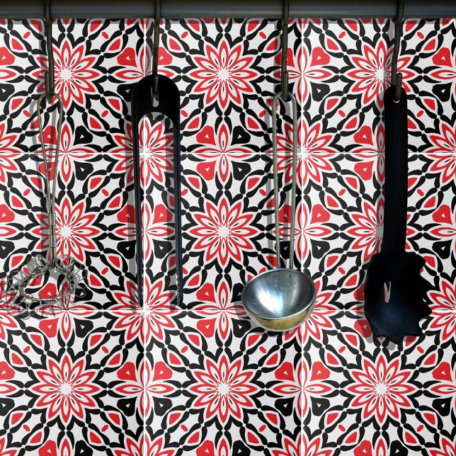 Red Black White Geometric Ethnic Kaleidoscopic Kakelplatta (Skapare uppladdad)