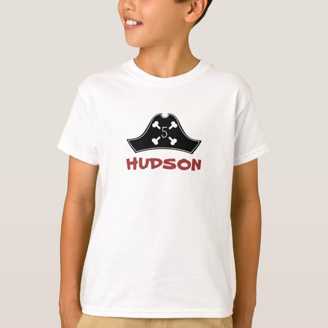 Red Black + White Girl's Pirat Birthday T Shirt (Framsida)