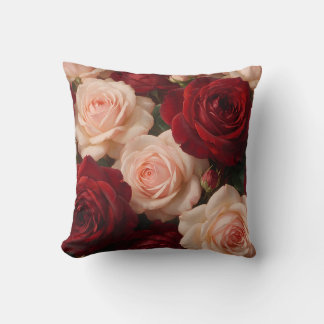 Red & Blush Pink Roses — Romantic Vintage Floral B Kudde