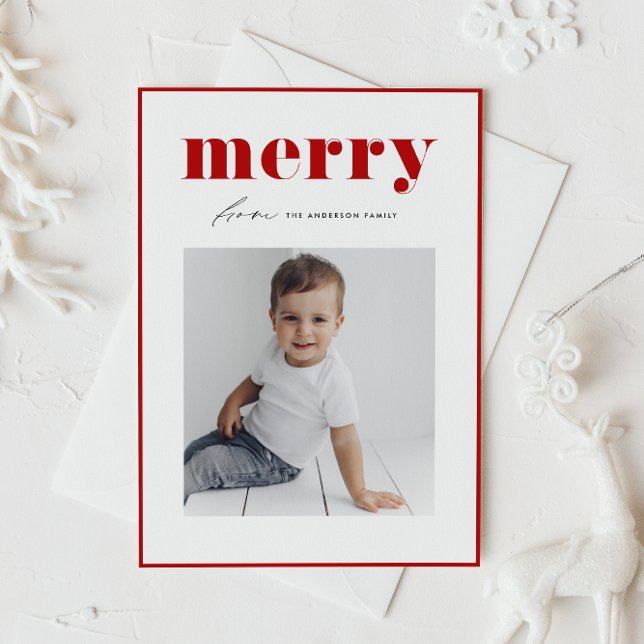 Red Bold Retro Merry Typography Photo jul Helg Vykort (Celebrate the holidays with this stylish photo postcard featuring bold red "merry" retro lettering.)