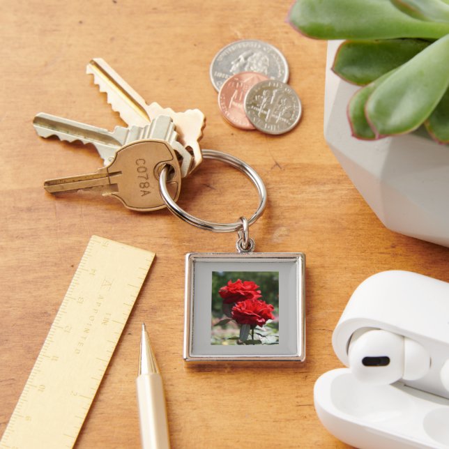 Red Bouquet Keychain Fyrkantig Silverfärgad Nyckelring (Skrivbord)