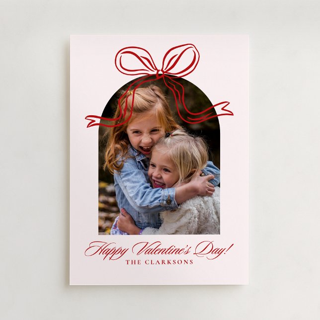 Red Bow Arch Frame Valentine’s Day Photo Card Inbjudningar (Skapare uppladdad)