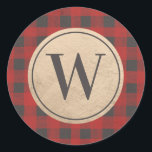 Red Buffalo Play Monogram Runt Klistermärke<br><div class="desc">De röda och grått buffalo-mönster-runt-klistermärkena har din första sida på guld-bakgrunden. MATCHING-objekt i vår butik.</div>