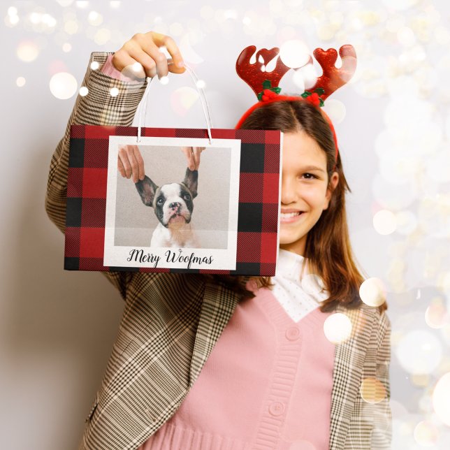 Red Buffalo Play och Merry Woofmas med Hund Photo (Skapare uppladdad)