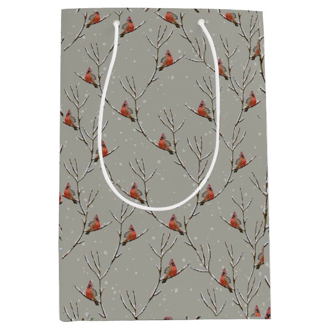 Red Cardinal Perched on a Tree Branch Gift Bag (Framsidan)