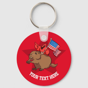 Red Cardinal Riding a Groundhog med amerikansk Fla Nyckelring