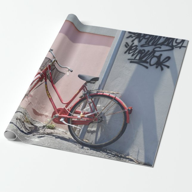 RED COMMUTER BIKE PÅ VÄG PRESENTPAPPER (Utrullad)