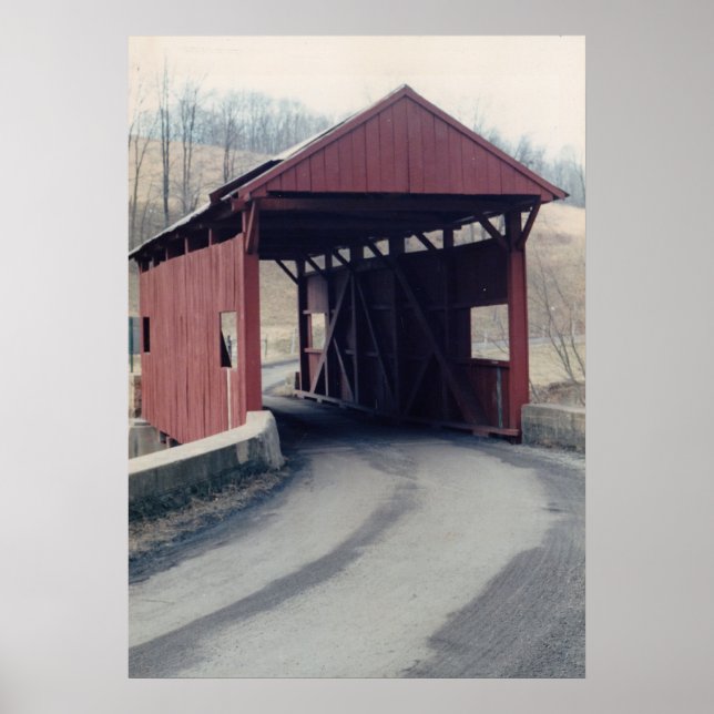 Red Covered Bridge Poster (Framsidan)