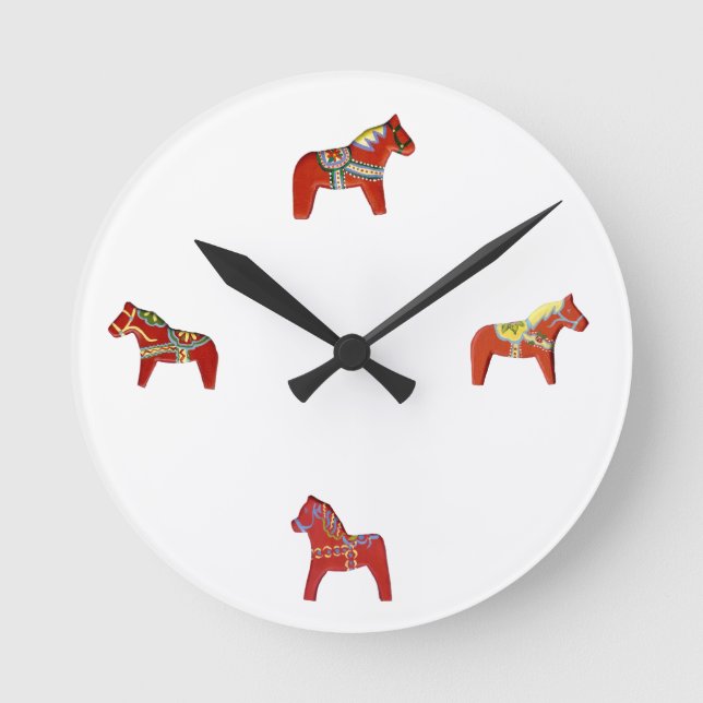 Red Dala Horse Wall Clock Rund Klocka (Framsida)