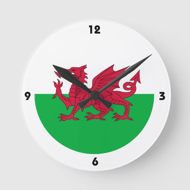 Red Dragon of Wales Wall Clock Rund Klocka (Framsida)