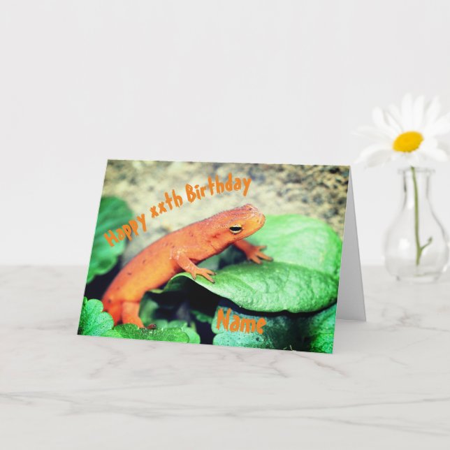Red Eft Salamander Personlig Birthday Kort (Liten växt)