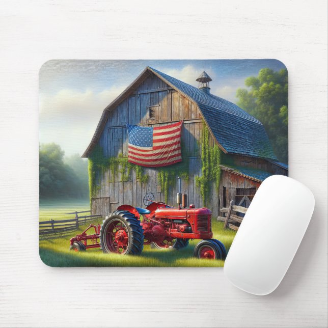 Red Farm Tractor with Patriotic Barn Musmatta (Med mus)