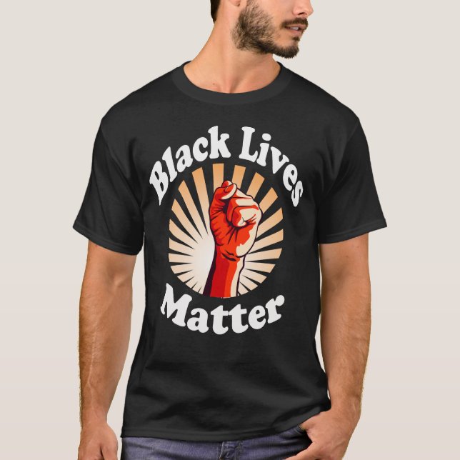 Red Fist Black Lives Matter BLM T Shirt (Framsida)