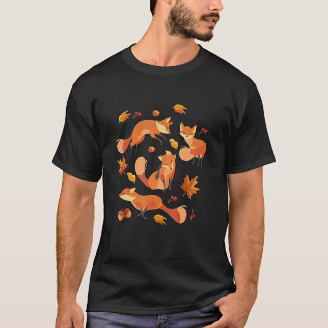 Red Forest Fox Baby Animal Autumn Fall Leaves T Shirt (Framsida)
