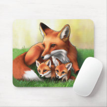 Red Fox Mor och Kits i Grass