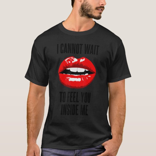 Red full lips graphic evil women t shirt (Framsida)