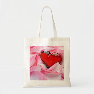 Red Glass Heart Ro Petals Tygkasse