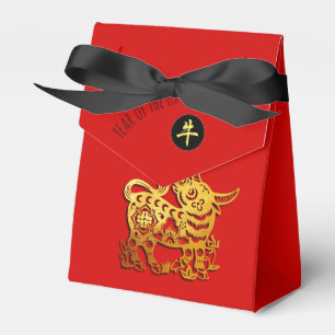Red Golden Ox Papercut Chinese New Year 2021 TFB Presentaskar