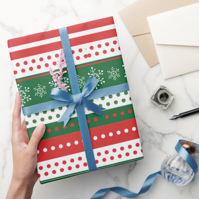 Red Green and Blue Festive Christmas Pattern Presentpapper (Gifting)