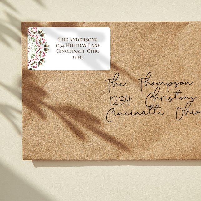 Red Grönt-Personligen Jul Adressetikett (Christmas greenery, foliage, and berries mandala pattern return address label. )