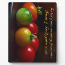 Red & Grönt Tomato Friends & Family Kitchen Sign