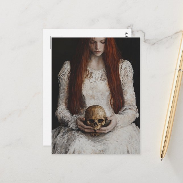 Red haired Woman With a Skull Vykort (Fram/Back In Situ)