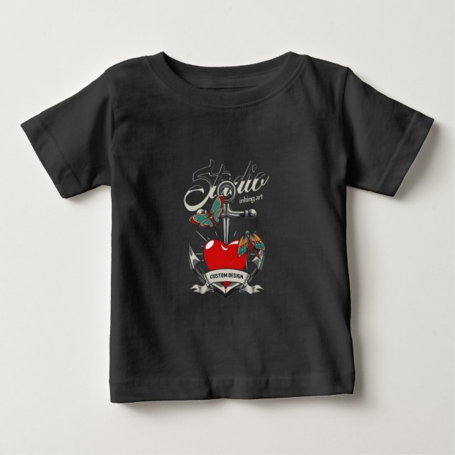 Red Heart & Butterflies Studio Inking Art T Shirt (Framsida)