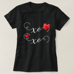 Red Heart XOXO T Shirt