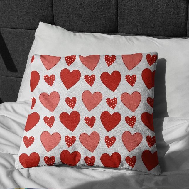 Red Hearts Kudde (Skapare uppladdad)