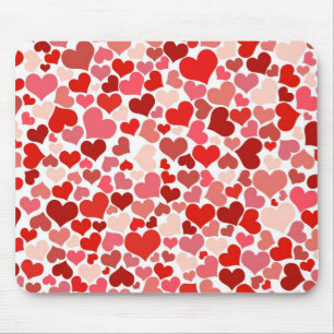Red Hearts on White Mousepad Musmatta