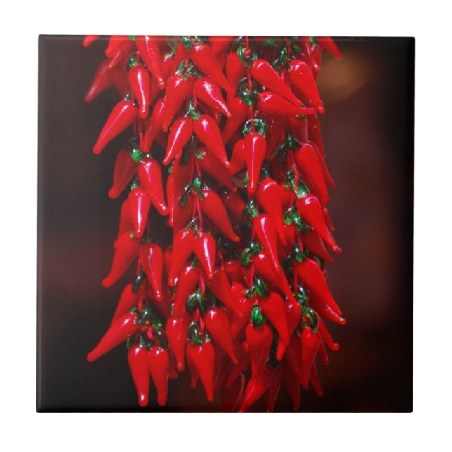 Red Hett Hanging Chili Peppers Image Design Kakelplatta (Framsidan)