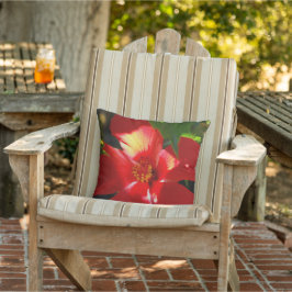 Red Hibiscus Flower i solljus Kudde