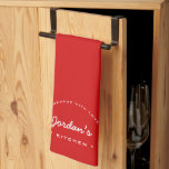 Red Homemade med Kärlek Anpassningsbar Köket Kökshandduk<br><div class="desc">Vi presenterar vår "Red Homemade with Kärlek Anpassningsbar Your Kitchen Towel" - en matsäd som är nödvändig och som är designad för att höja varje matlagningsförsök. Förbered matlagningsglädjen med en personlig beröring. Den här kökshandduken blir en arbetsyta för din kreativitet och gör det möjligt för dig att anpassa den med...</div>