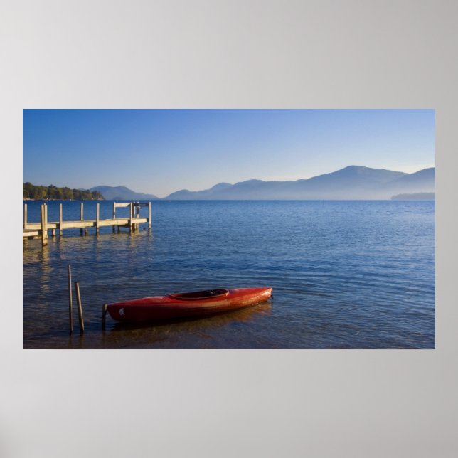 Red Kayak Poster (Framsidan)