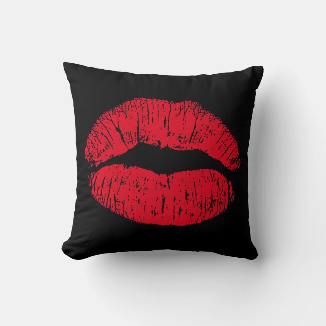 Red Kissing Läppar på Black Kudde (Framsida)