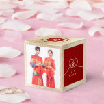 Red Knot Union Dubbla Happity China Bröllop Presentaskar<br><div class="desc">Modern minimalistisk dubbla lycka, utan union, kärlek och giftermål i rött. Dubblans lycka är en klassisk och nyttig symbol som används i alla kinesiska, orientaliska och asiatiska bröllop. Designad av tjock*fa*tin. Enkel att anpassa med egen text, bild eller bild. Kontakta tjock*fa*tin direkt om du vill ha anpassningsbar. Avgifter för anpassningsbar...</div>