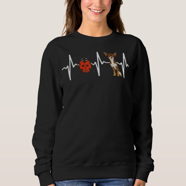 Red Ladybug Brown Chihuahua Heartslag Hund T Shirt (Framsida)