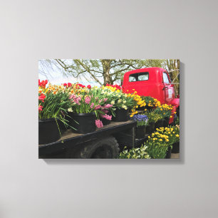 Red Lastbil med Vår blommor och regnbåge Canvastryck