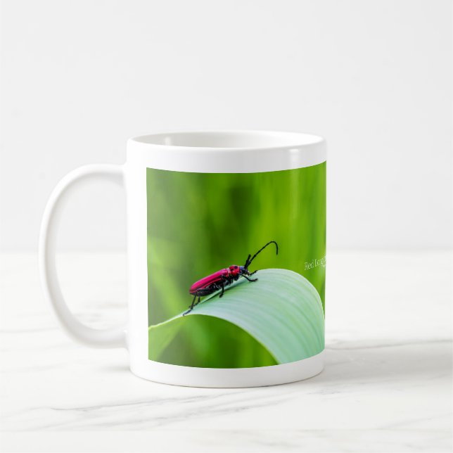 Red Longicorn Beetle and green background Kaffemugg (Vänster)