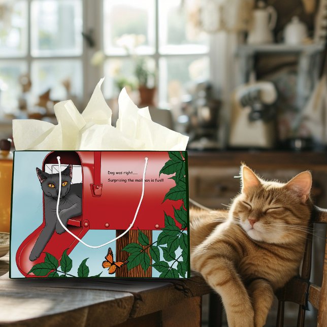 Red Mail Box Cat (Skapare uppladdad)