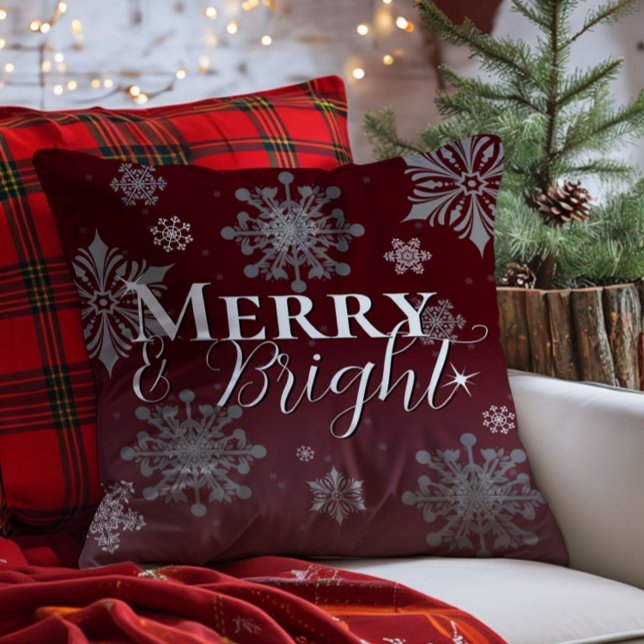 Red Merry och Bright Snöflingor jul Kudde (Red Merry and Bright Snowflakes Christmas Throw Pillow)