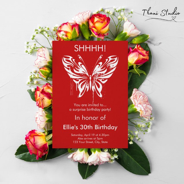 Red Modern Butterfly Birthday Anpassade Text Inbjudningar (Skapare uppladdad)