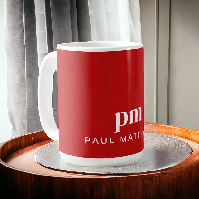 Red Modern Minimal Anpassningsbar Monogram och Nam Kaffemugg (Personalize with your initials and name.)