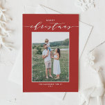 Red Modern Mix Typography God jul Photo Julkort<br><div class="desc">God jul! Skicka önskemål till familj och vänner med det här anpassadet ett modernt julkort. Den har ett skript för elegant och enkel typografi. Anpassa det här fotojulkortet genom att lägga till namn och ett foto. Detta röda julkort finns på andra bilar och färg.</div>