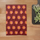Red Moss Ro Flower Seamless Mönster på Kökshandduk<br><div class="desc">Sömlös mönster av blomman Moss Ro tryckt på kökshandduk. Färg från blomman Moss Ro är röda petaler och gult pistil och frimärken. Kökshandduk för blommigt för älskare av blommor eller natur.</div>