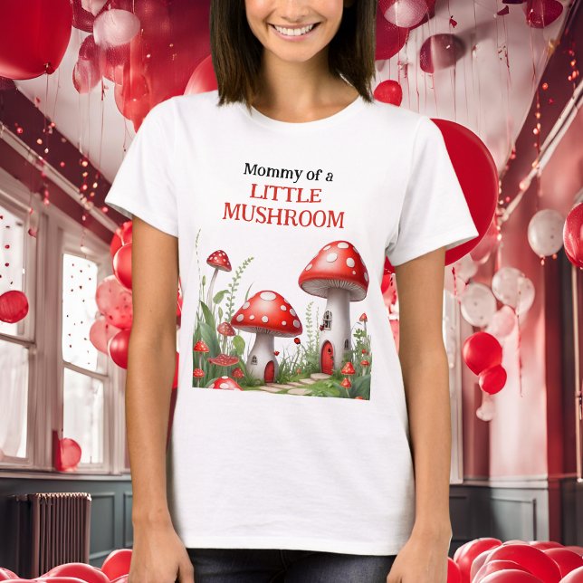 Red Mushroom Fungi Woodland Mamma ska T Shirt (Skapare uppladdad)