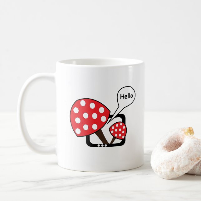 Red Mushroom som säger Hej från TV Kaffemugg (Med munk)