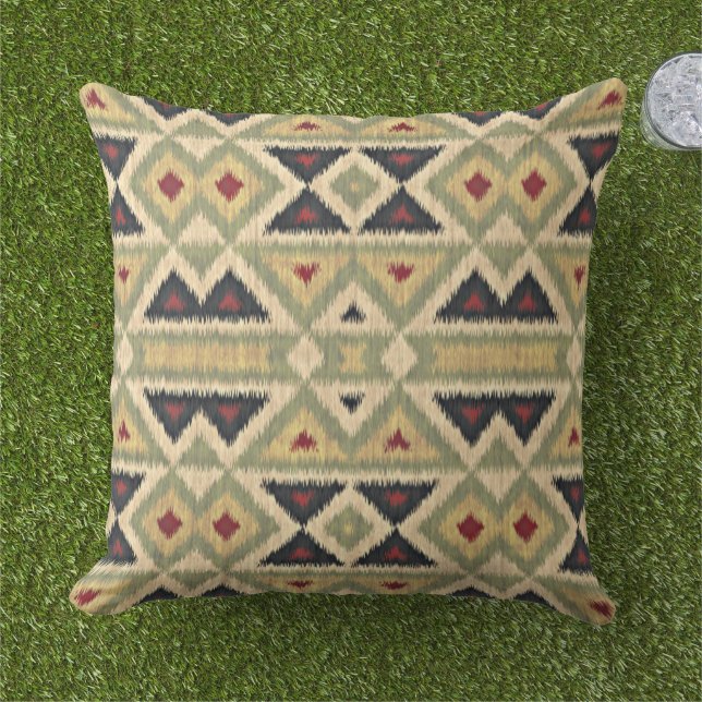 Red Mustard Gult Oliv grönt Ikat Tribal Art Kudde (Gräs)