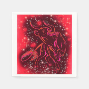 Red Napkins Bull som går på Starry Nght Pappersservett